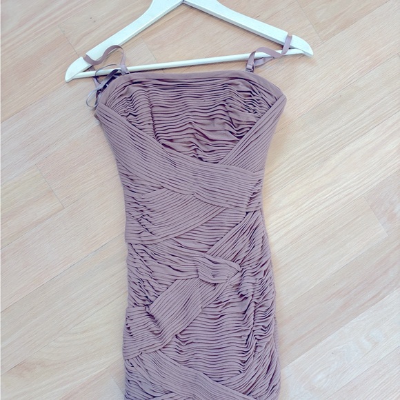 BCBG MALINDA BANDAGE DRESS SIZE 0 - Picture 1 of 4